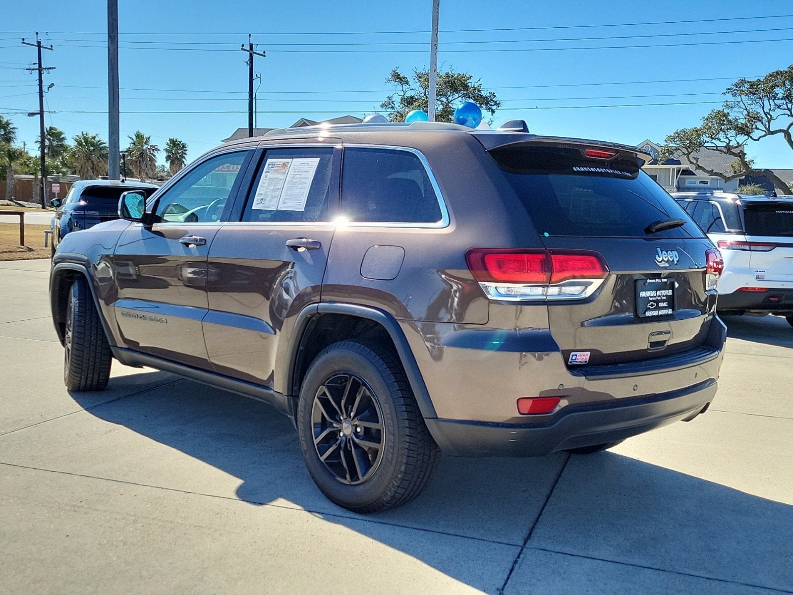 2020 Jeep Grand Cherokee Laredo E