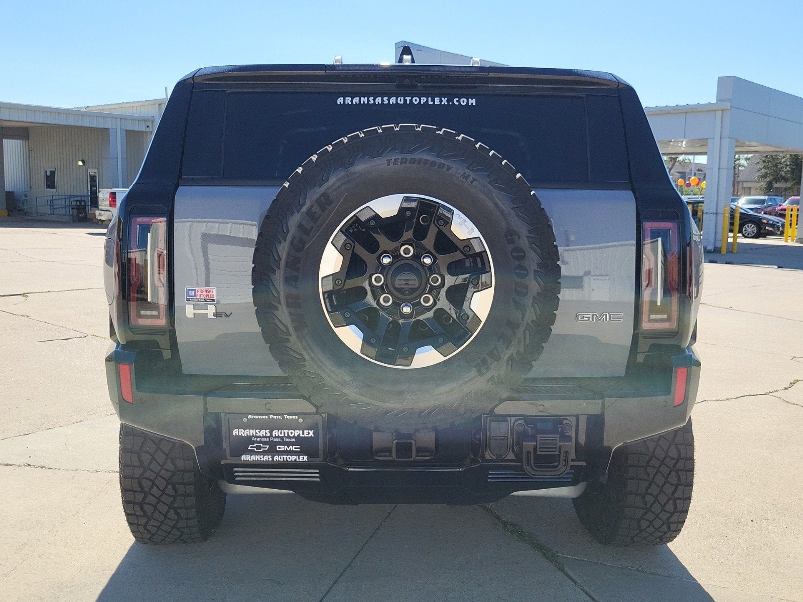 2025 GMC HUMMER EV SUV 2X