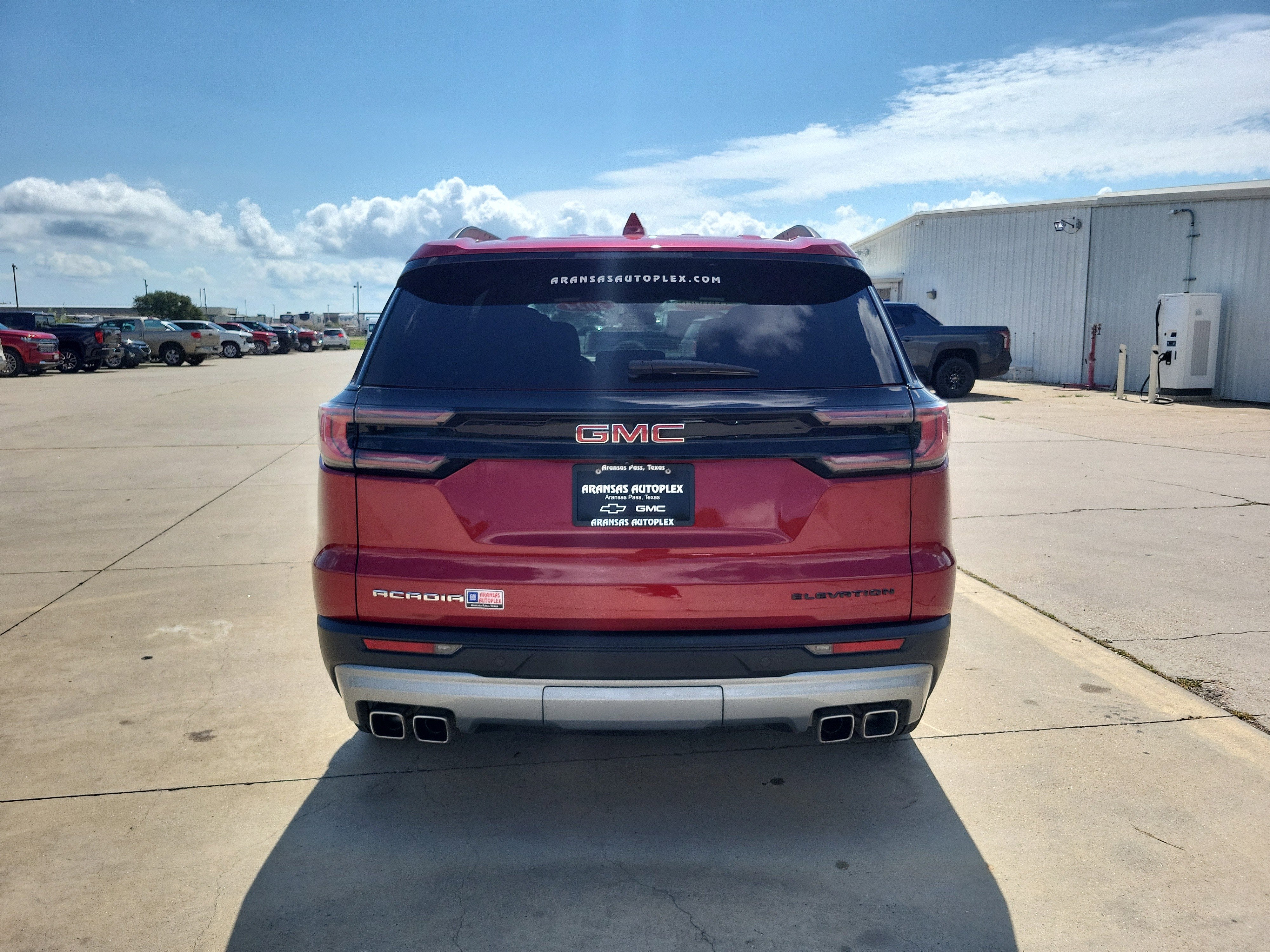 2024 GMC Acadia Elevation