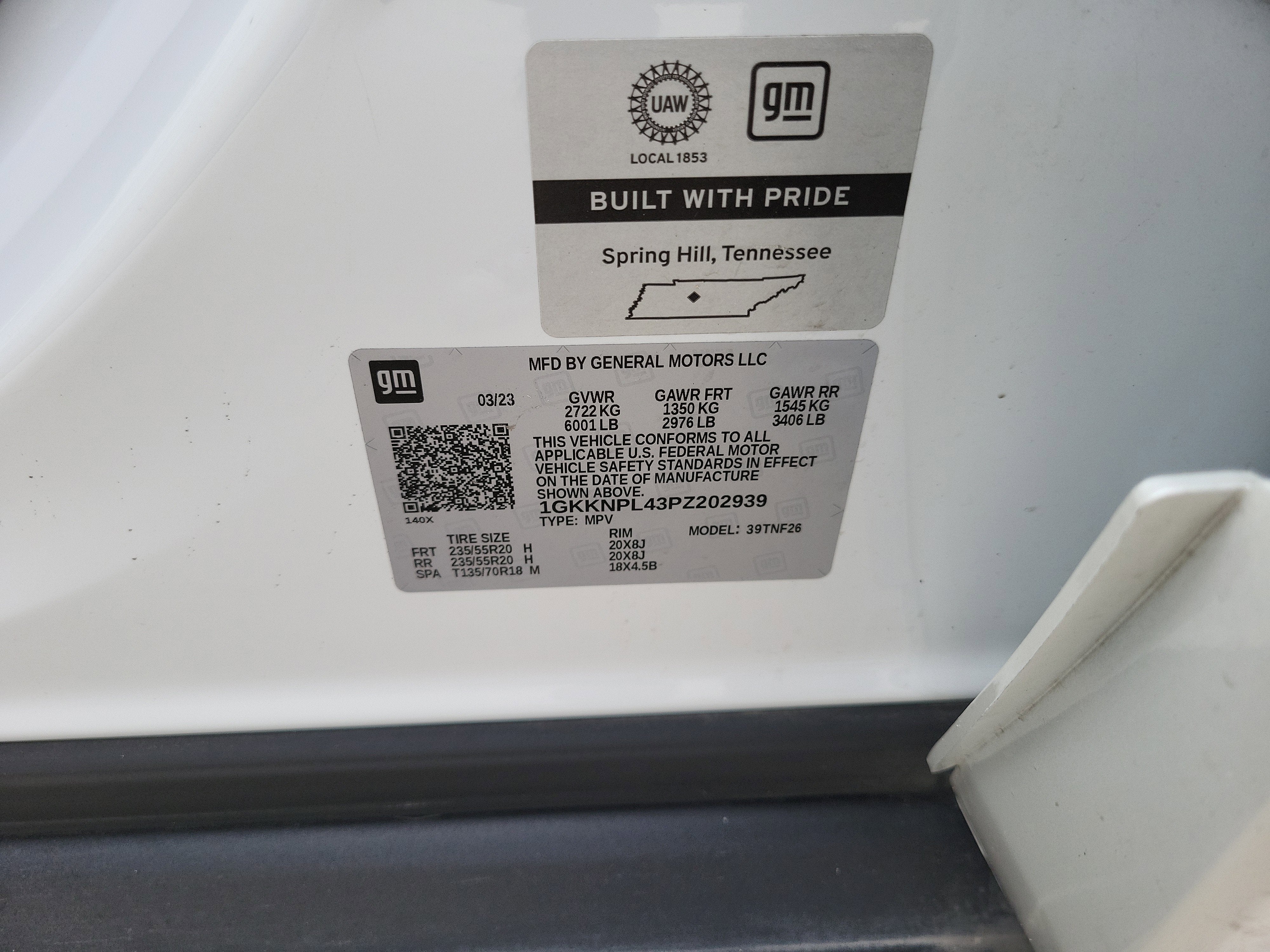 2023 GMC Acadia Denali