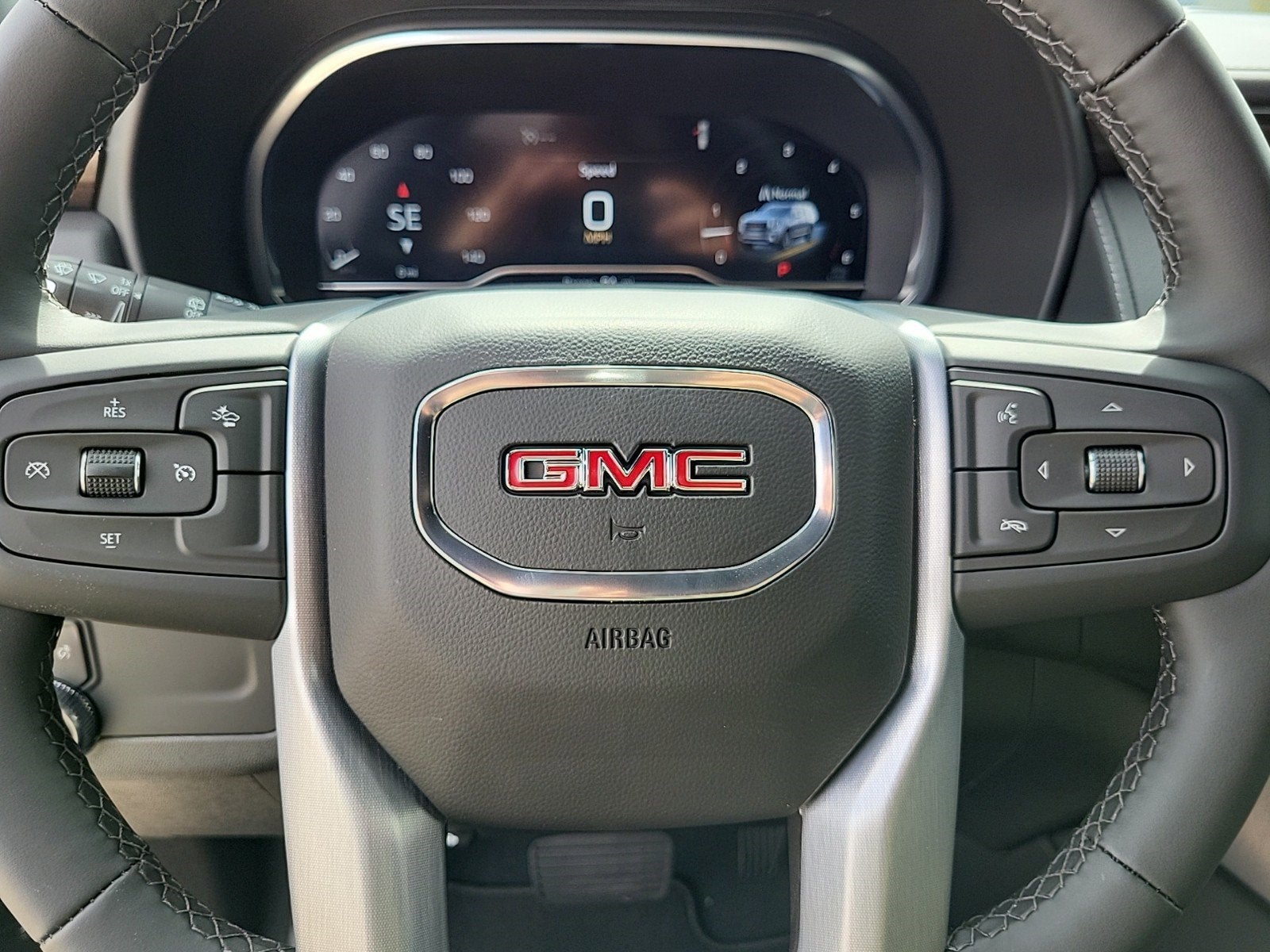 2024 GMC Yukon SLE