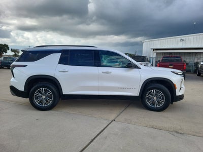 2024 Chevrolet Traverse LT