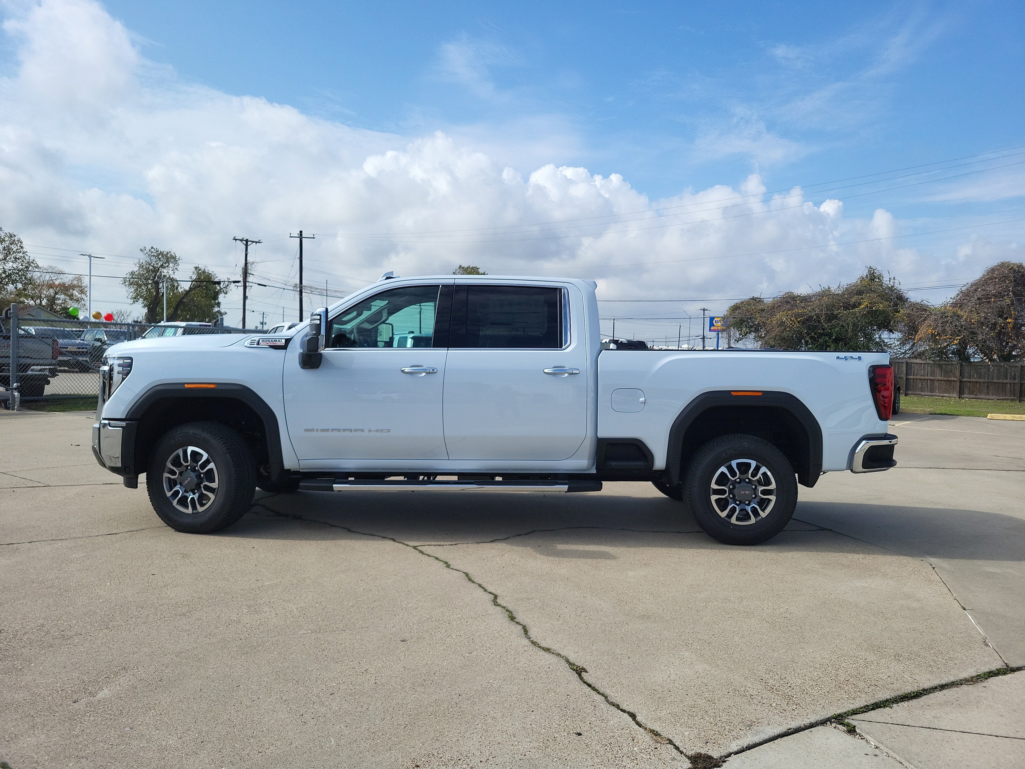 2026 GMC Sierra 2500 HD SLT