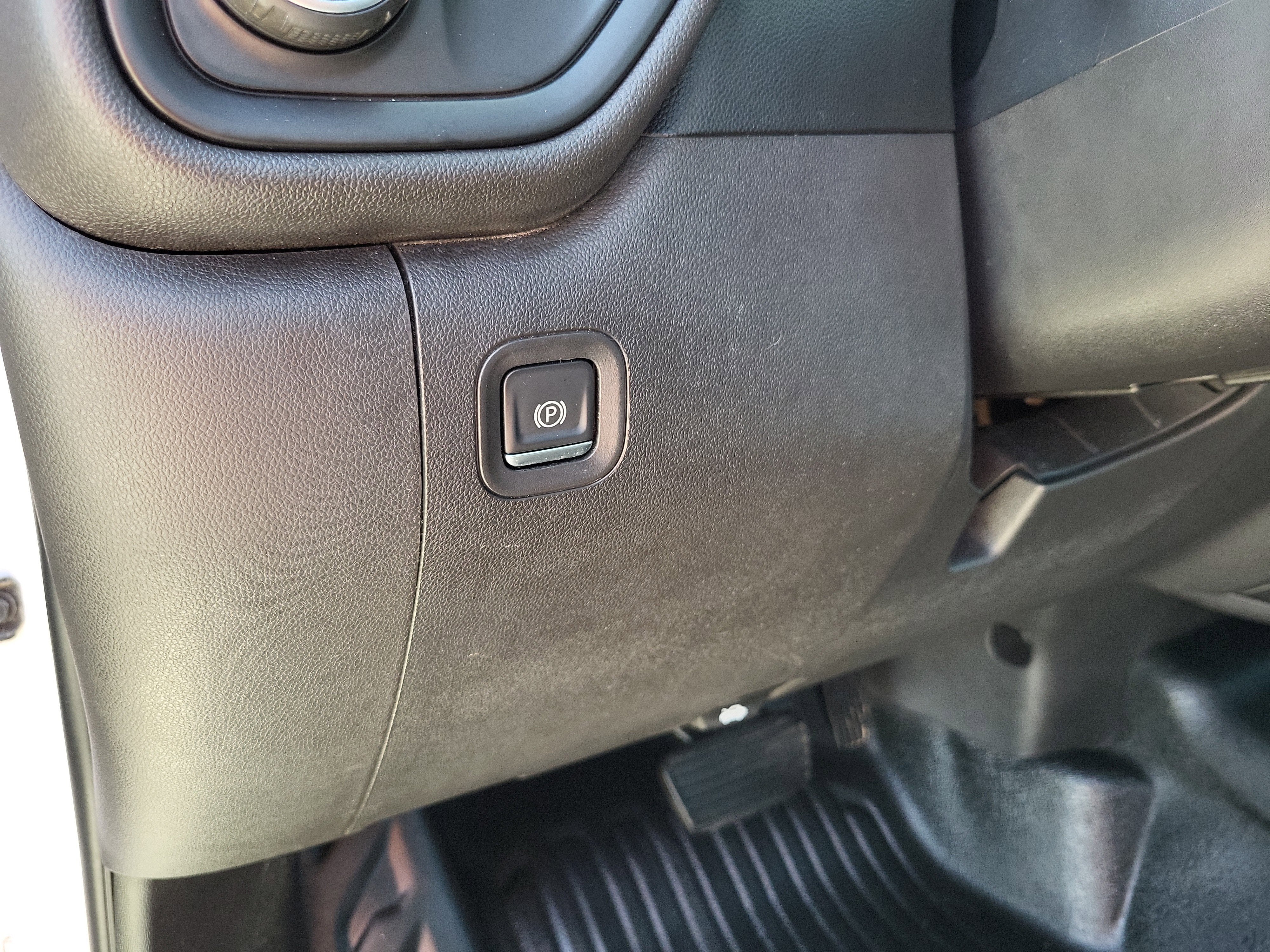 2020 Chevrolet Silverado 1500 WT