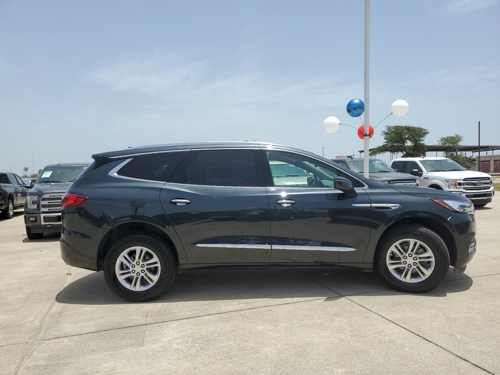 2020 Buick Enclave Essence