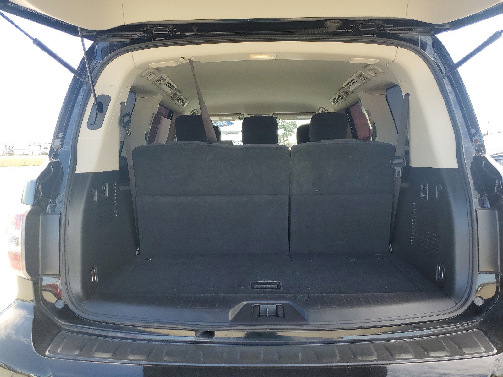 2018 Nissan Armada SV