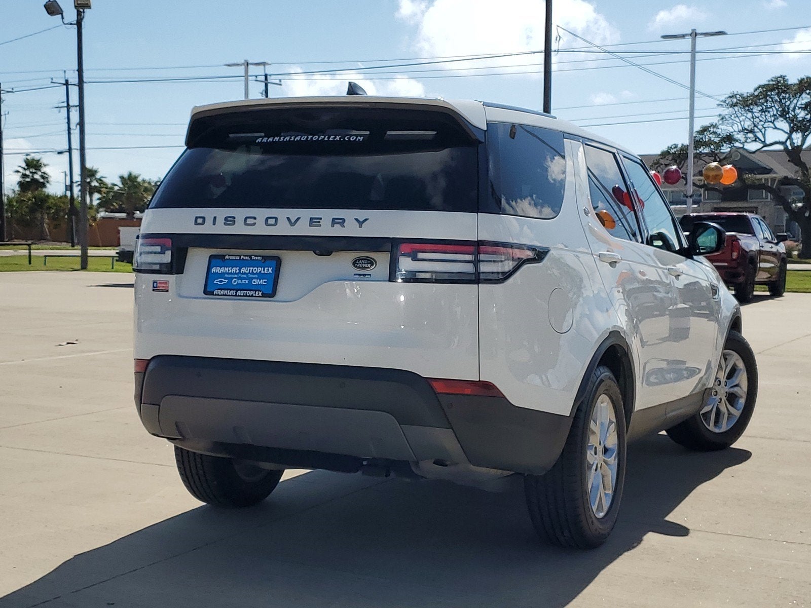 2020 Land Rover Discovery SE