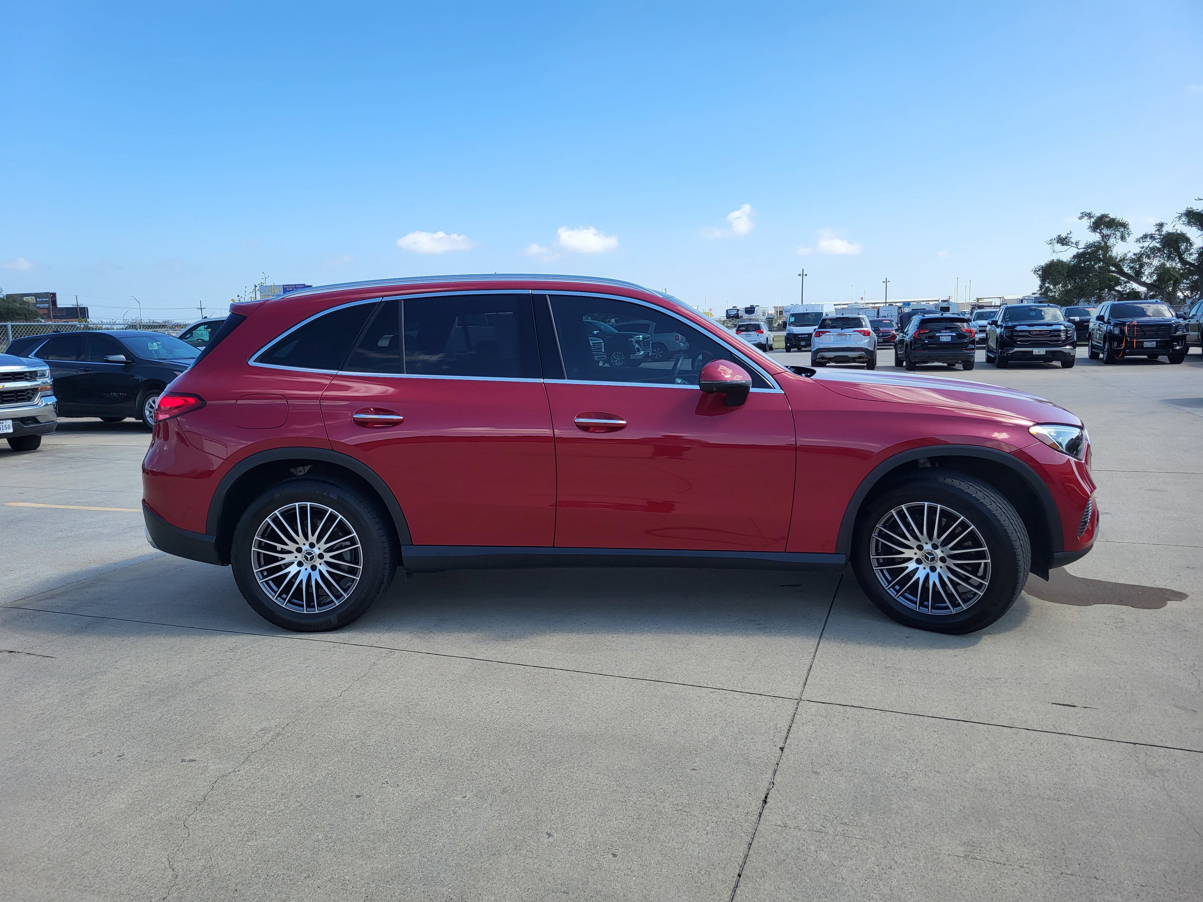 2024 Mercedes-Benz GLC GLC 300