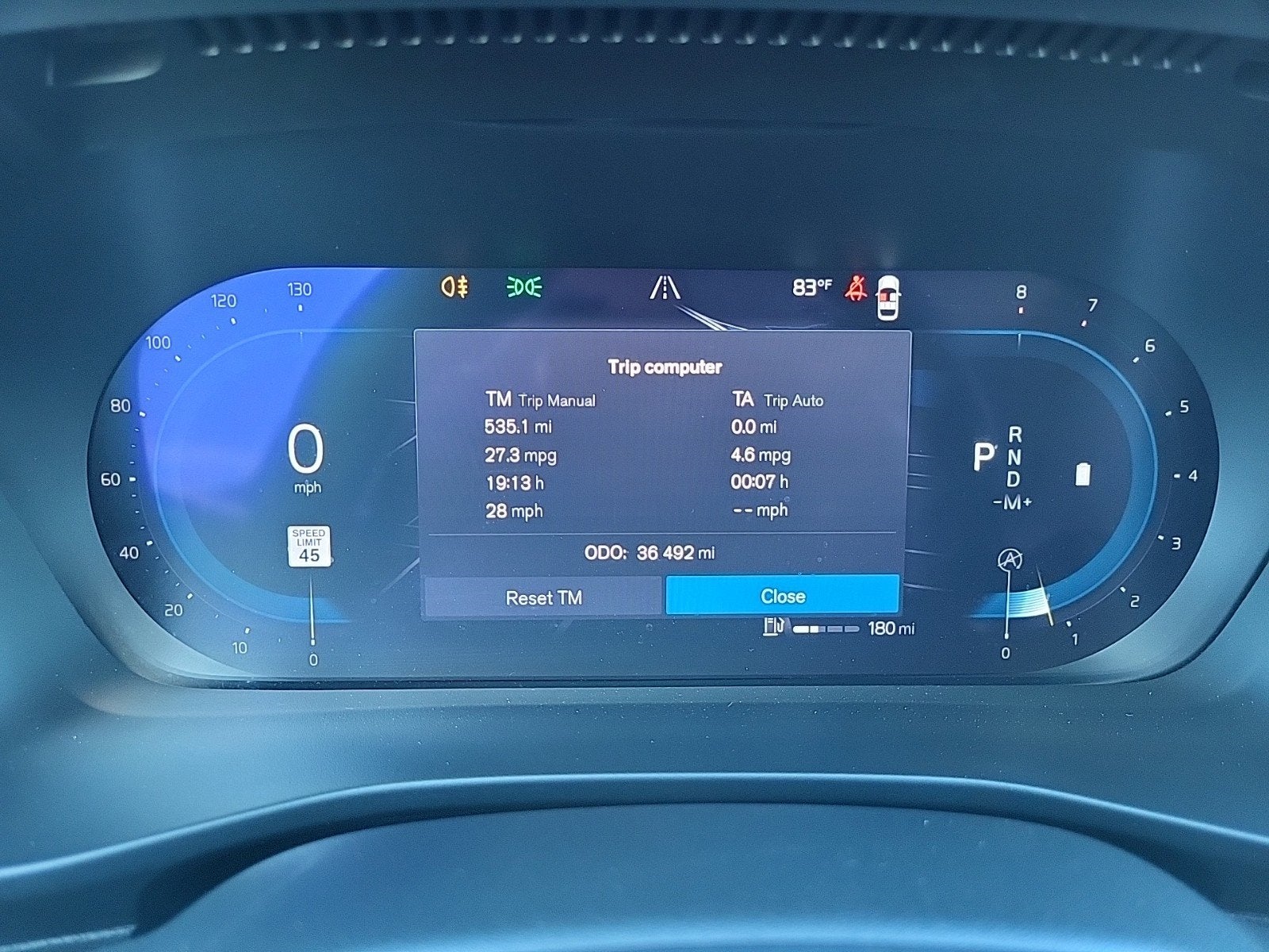 2023 Volvo XC40 Plus Bright Theme