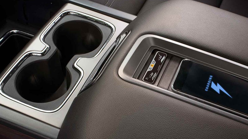 2018 GMC Sierra 1500 center console